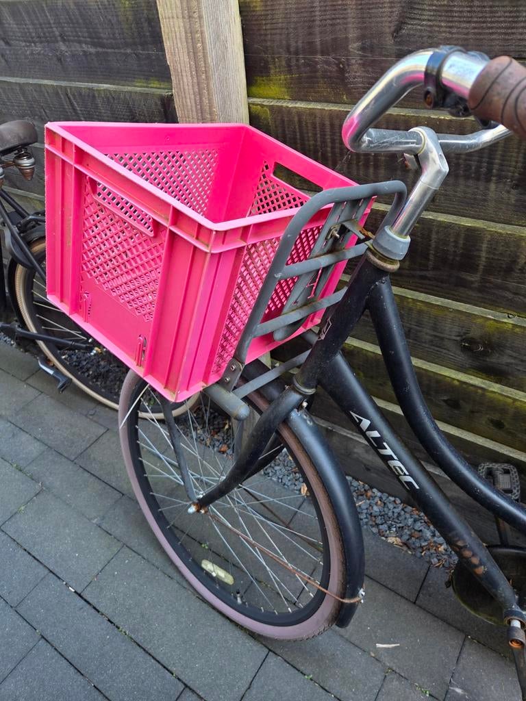 Kapotte fiets gratis af te halen voor onderdelen - Almere, Fietsen en Brommers, Altec, Gebruikt, Overige typen, Staal