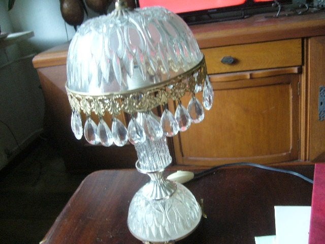 MOOIE ANTIEKE LAMP MET GLAZEN PEGELS ZIE TEKST, Ophalen of Verzenden