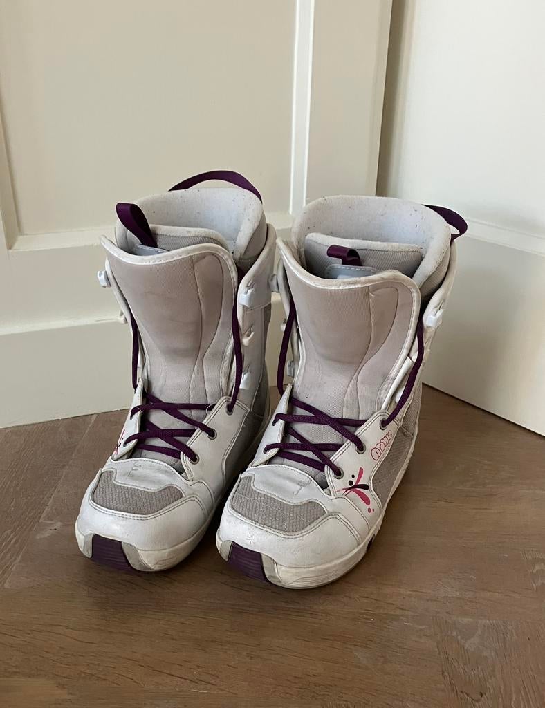 Atomic snowboardschoen - mt 41 - ZIEN KOOPJE, Sport en Fitness, Snowboarden, Ophalen of Verzenden, Zo goed als nieuw, Schoenen