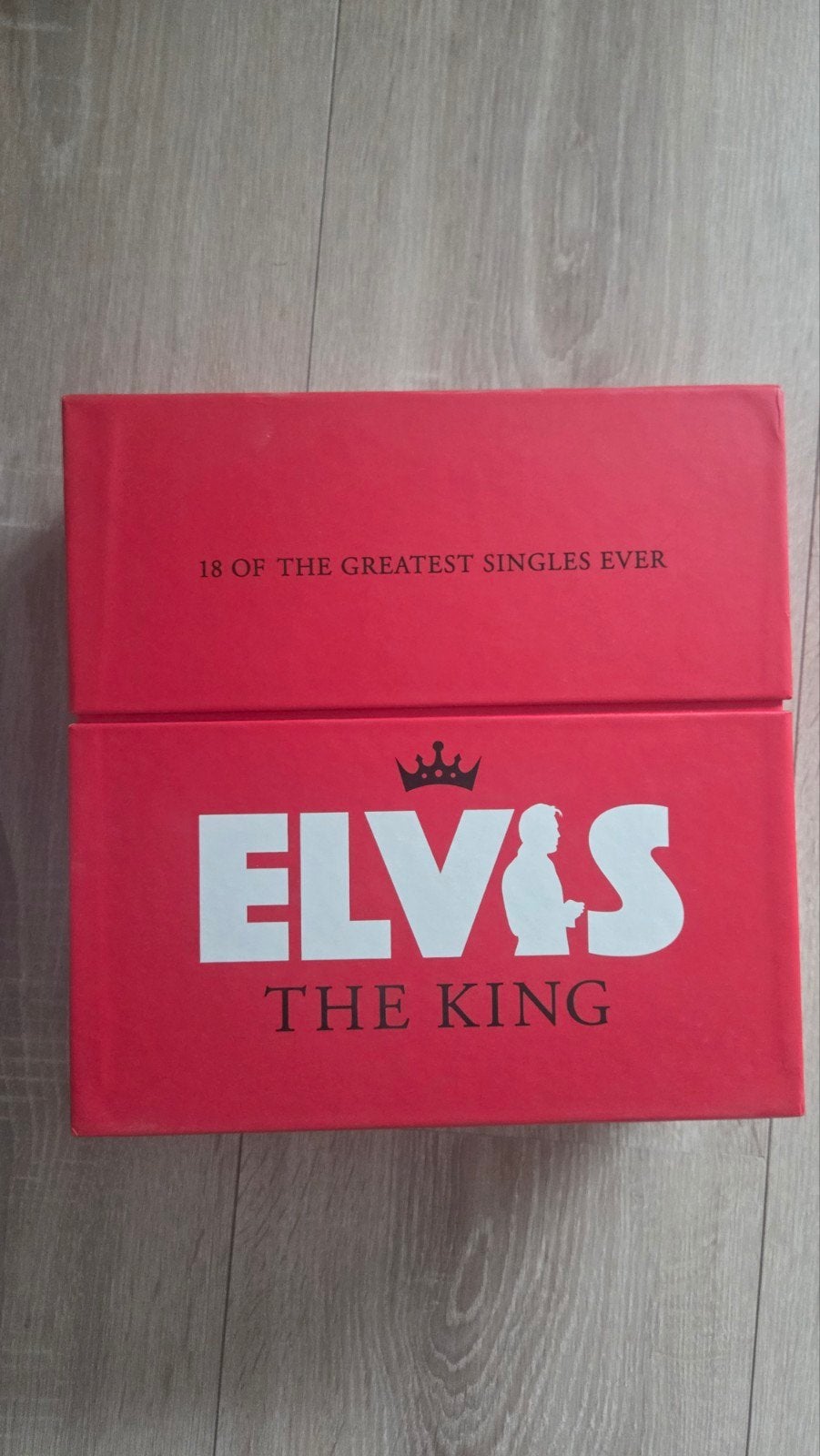 Elvis The King Boxset - 18 Greatest Singles Ever, Ophalen of Verzenden, Zo goed als nieuw