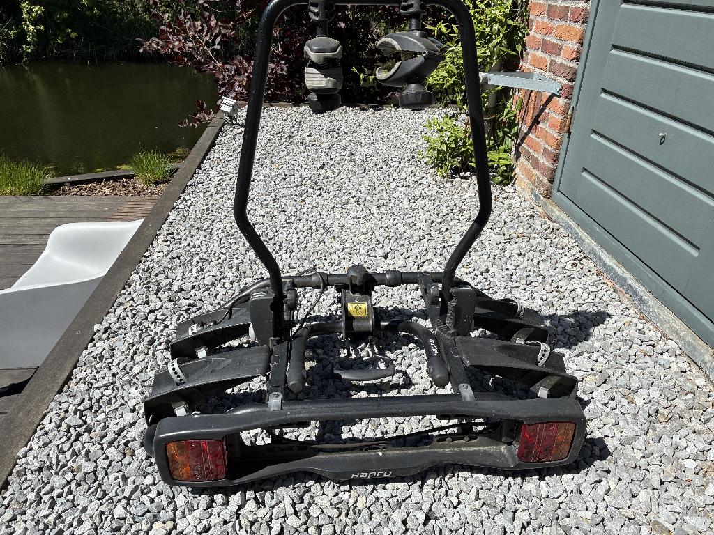 Kantelbare Hapro Atlas 2 fietsendrager, Auto diversen, Ophalen, 2 fietsen, Gebruikt, Trekhaakdrager