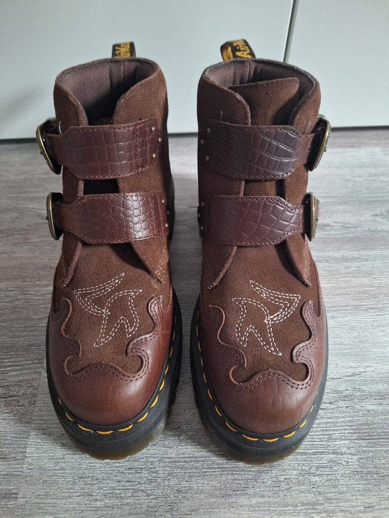 Dr. Martens Devon Gothic Americana schoenen, Kleding | Dames, Schoenen, Bruin, Ophalen of Verzenden, Dr. Martens, Zo goed als nieuw