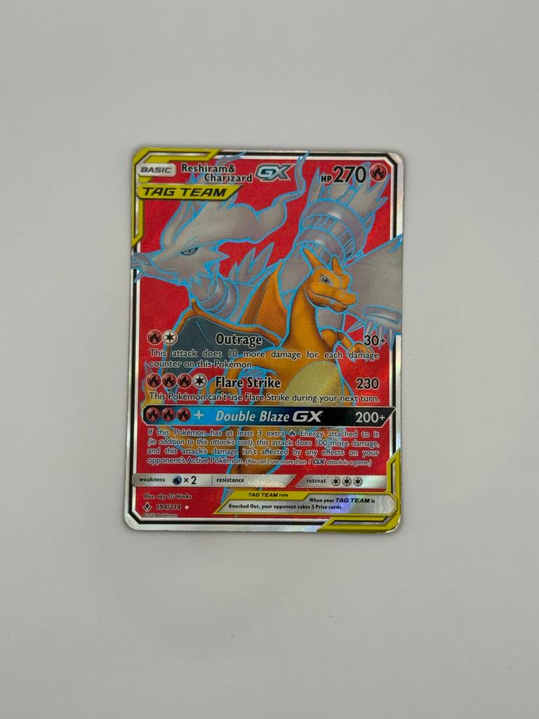 Reshiram & Charizard GX, 194/214, Tag Team, LP/MP, Ophalen of Verzenden, Gebruikt, Losse kaart, Foil