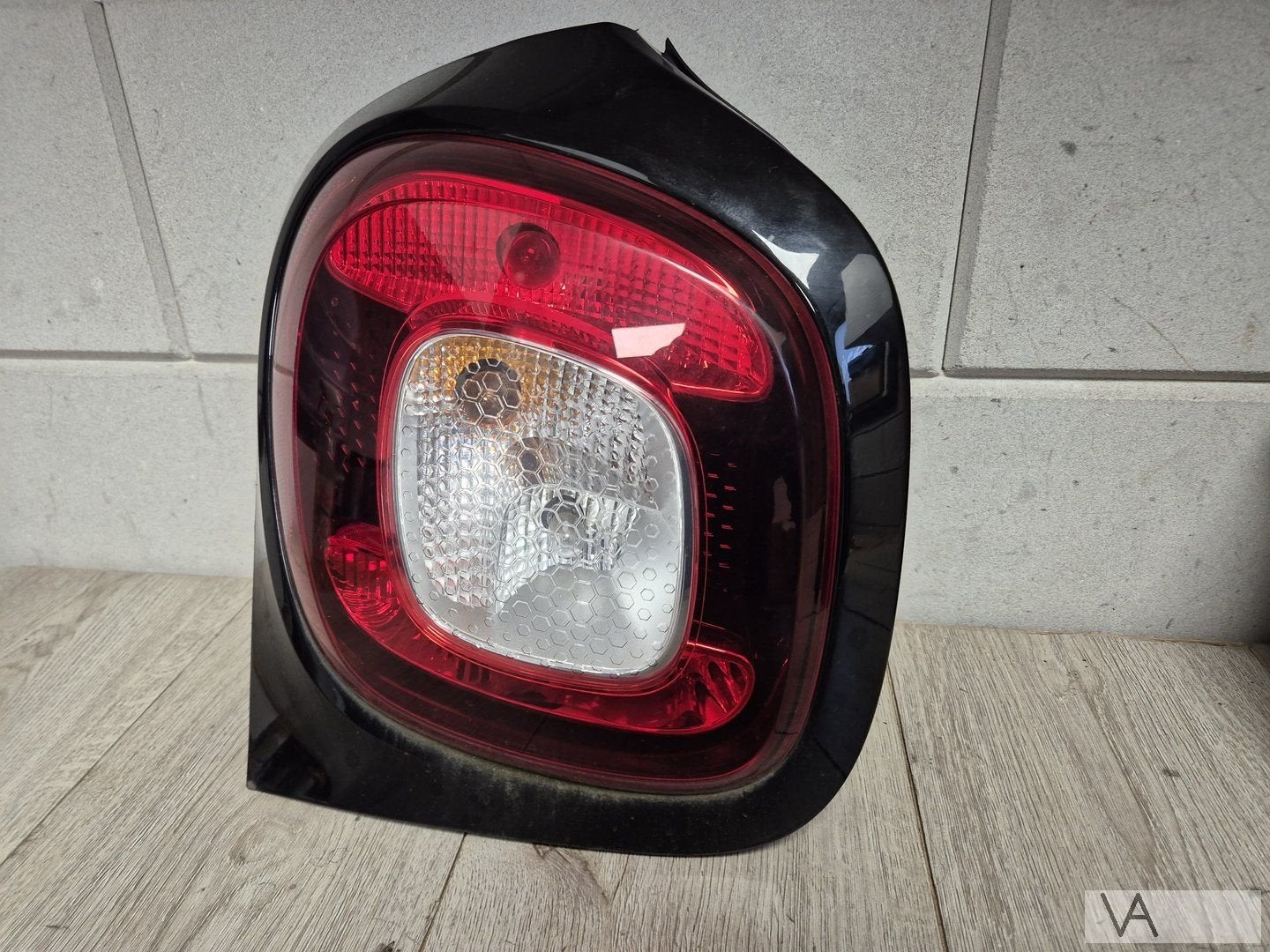 Smart Forfour 2013 - 2018 achterlicht links nette staat €35, Gebruikt, -, -, Ophalen of Verzenden