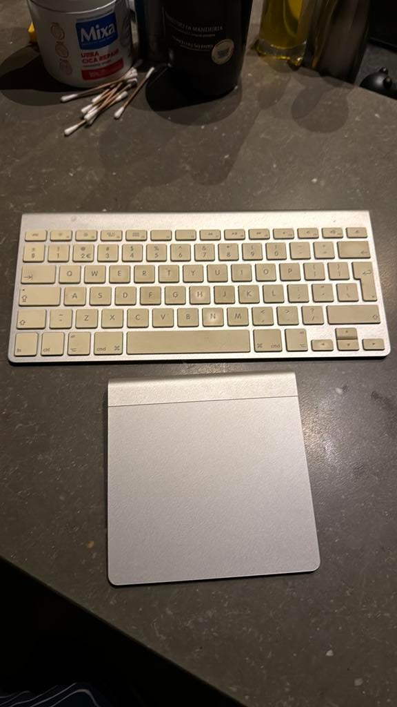 Toetsenbord en muis van apple, Ophalen of Verzenden, Gebruikt