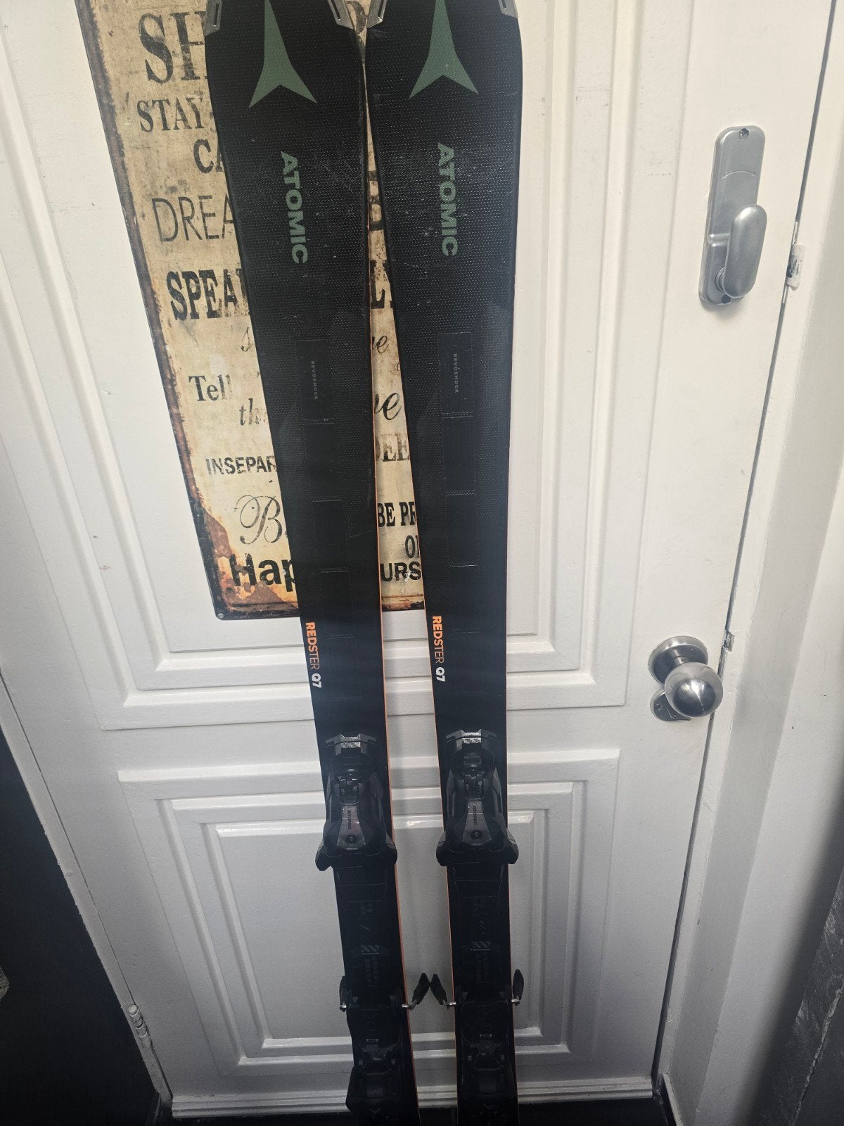 168cm ATOMIC REDSTER Q7 REVOSHOCK 2025/26, 160 tot 180 cm, Ophalen of Verzenden, Zo goed als nieuw, Carve