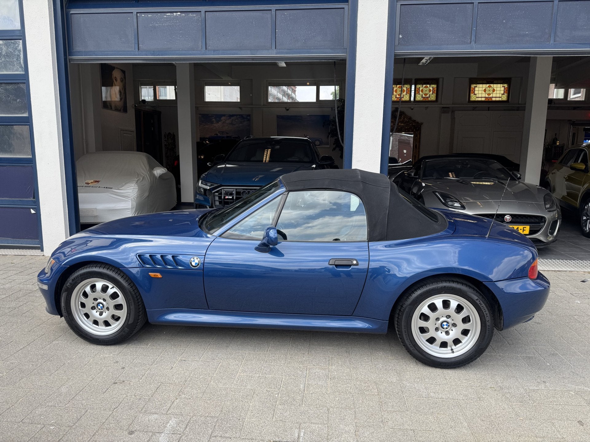 BMW Z3 Roadster 1.8 S 1 EIGENAAR/ NL AUTO (bj 2000), Auto's, Oldtimers, 13 km/l, Achterwielaandrijving, Cabriolet, Blauw