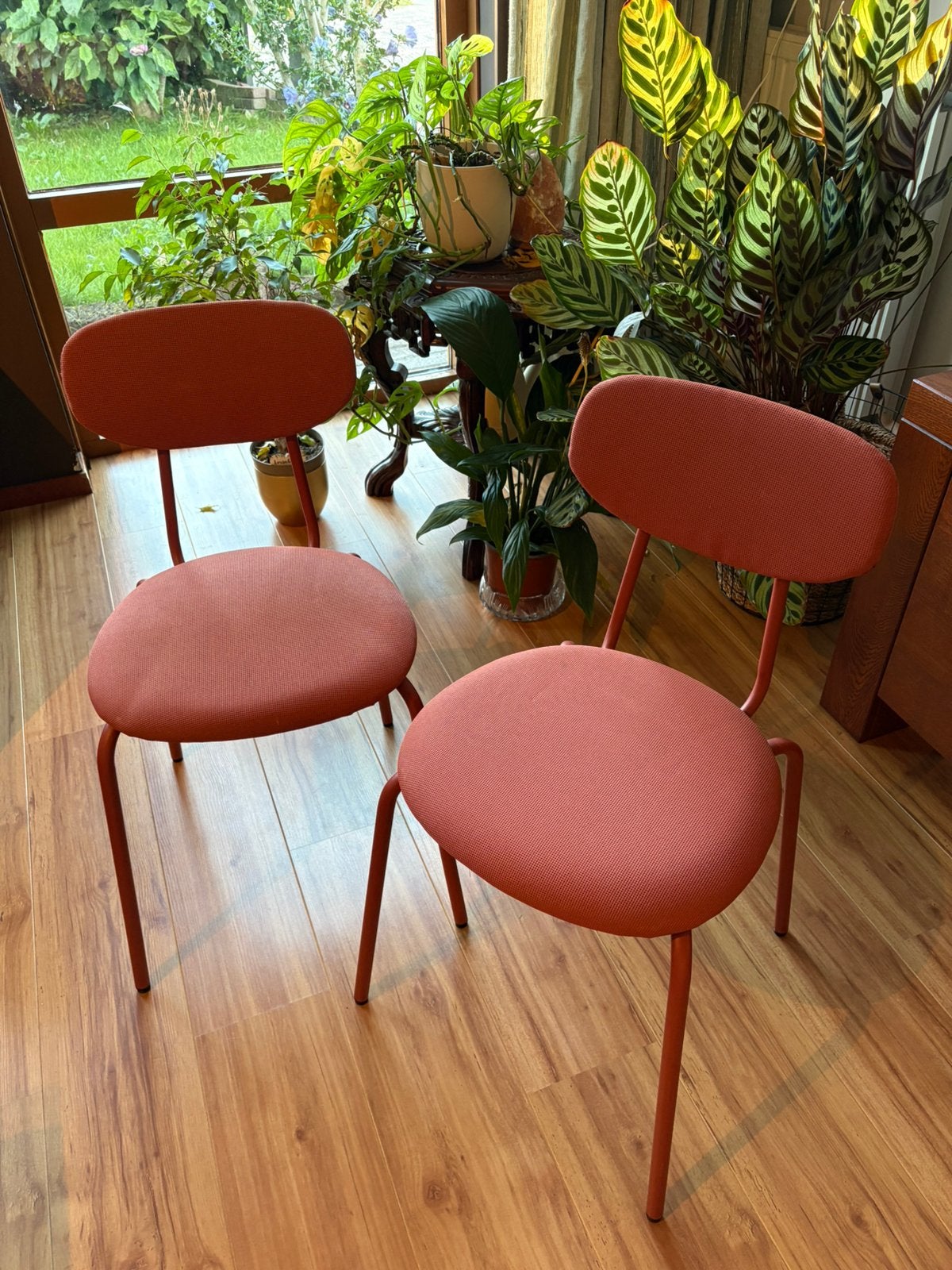 Ikea eetkamerstoelen roest rood, Huis en Inrichting, Ophalen, Twee, Zo goed als nieuw, Stof