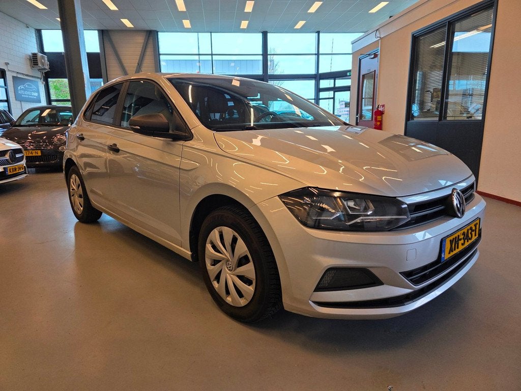 Volkswagen Polo 1.0 Trendline | Nieuwe APK | Zeer zuinig | C, 1025 kg, Stof, Euro 6, Origineel Nederlands