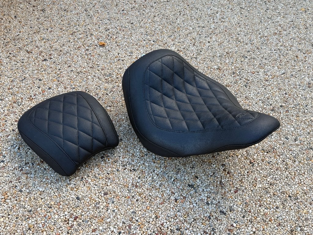 Mustang Wide Tripper Solo & Passenger seat Diamond Stitch, Motoren, Ophalen of Verzenden, Nieuw