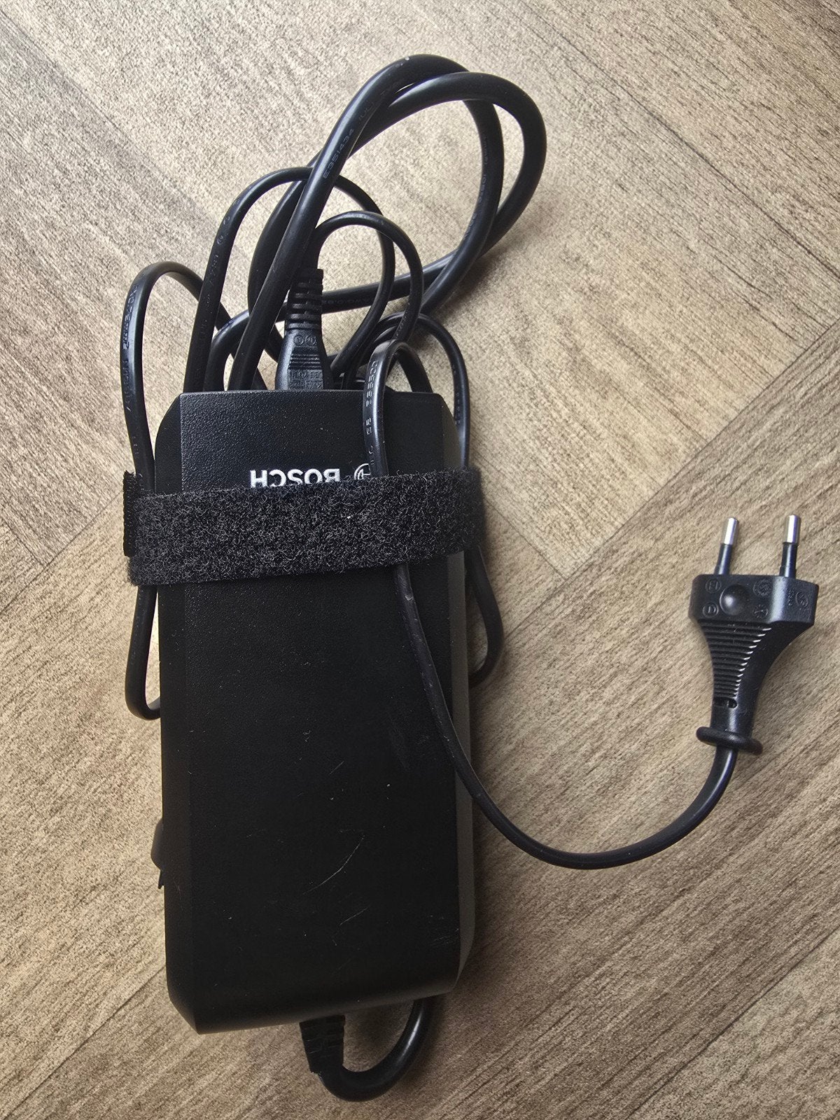 Bosch Oplader Compact 2A BCS230 eBike Acculader, Fietsen en Brommers, Fietsaccessoires | Fietsaccu's, Zo goed als nieuw, Ophalen of Verzenden