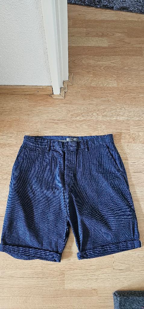 korte broek mt 34, Blauw, Overige maten, Ophalen of Verzenden, Zo goed als nieuw