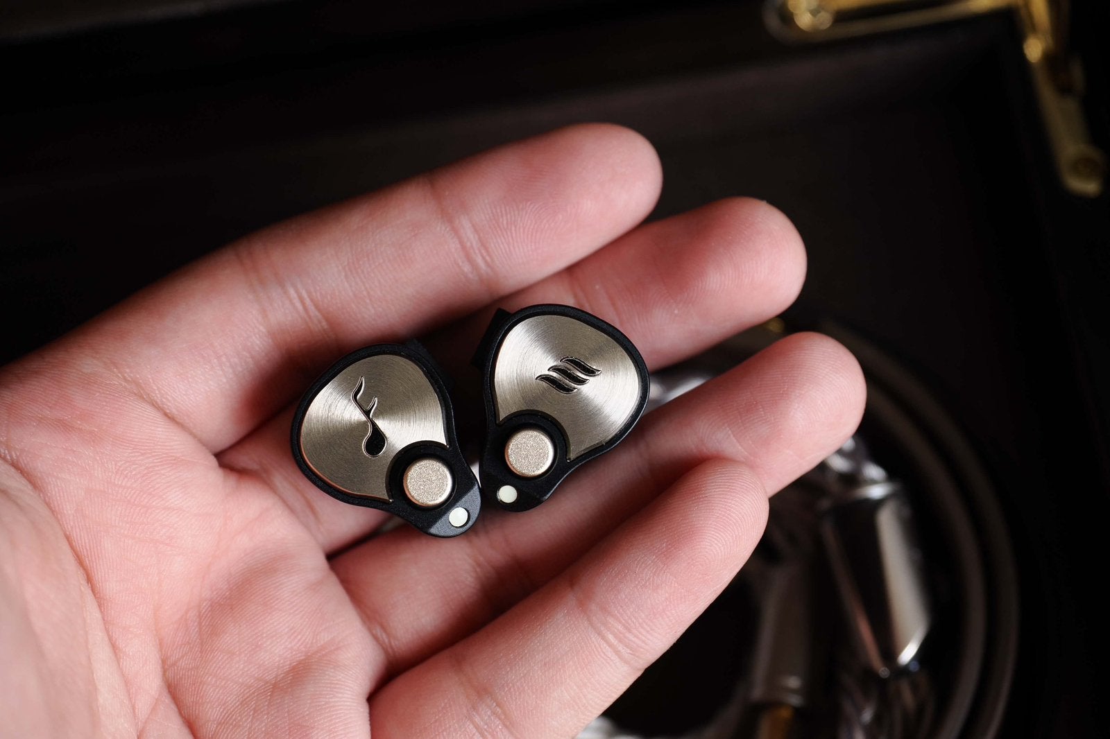 FATFREQ Iem - GRAND MAESTRO ANNIVERSARY FOUNDER'S EDITION, Ophalen of Verzenden, Zo goed als nieuw, Audio