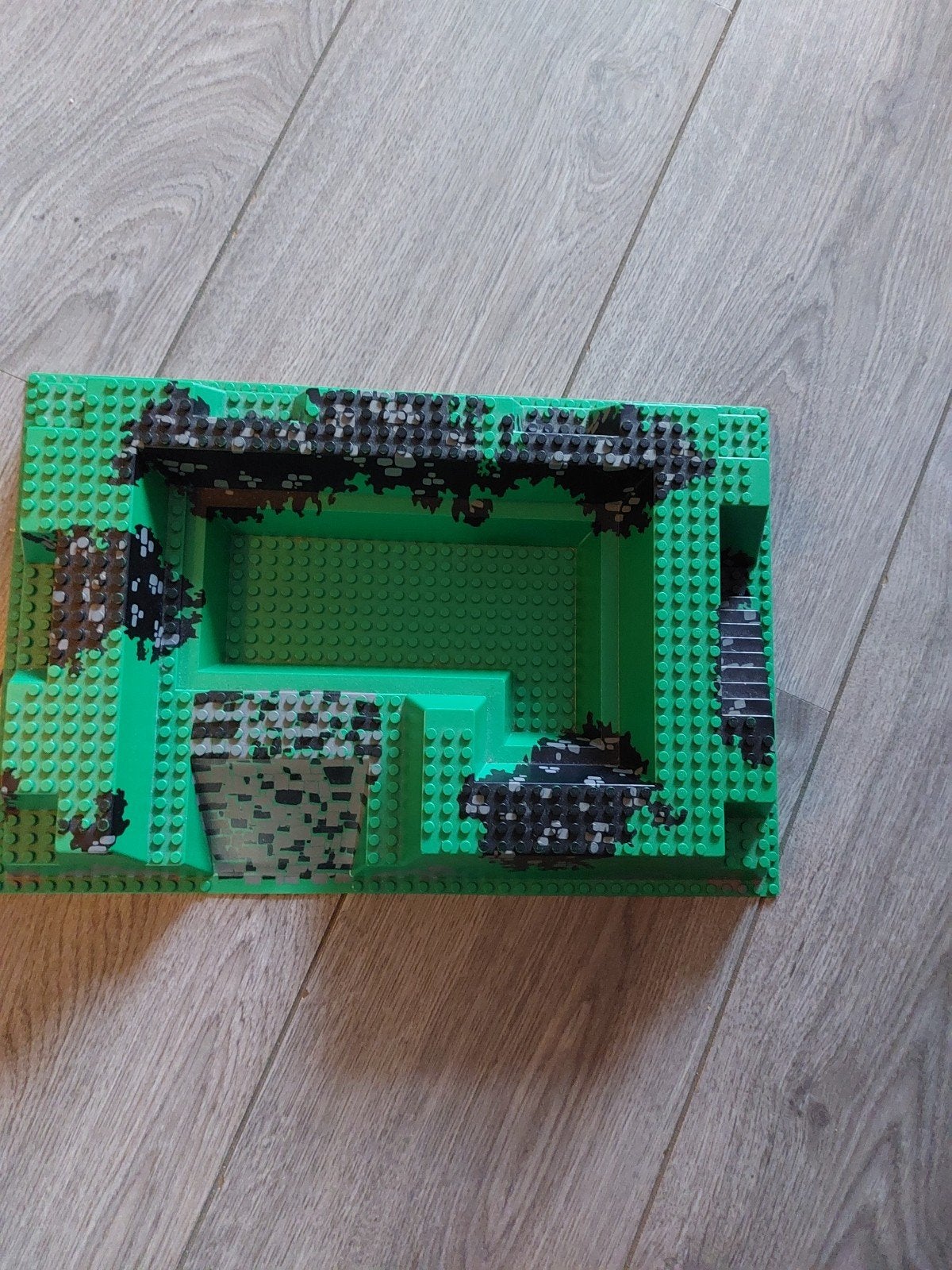 Grote groene Lego bouwplaat met reliëf, Ophalen