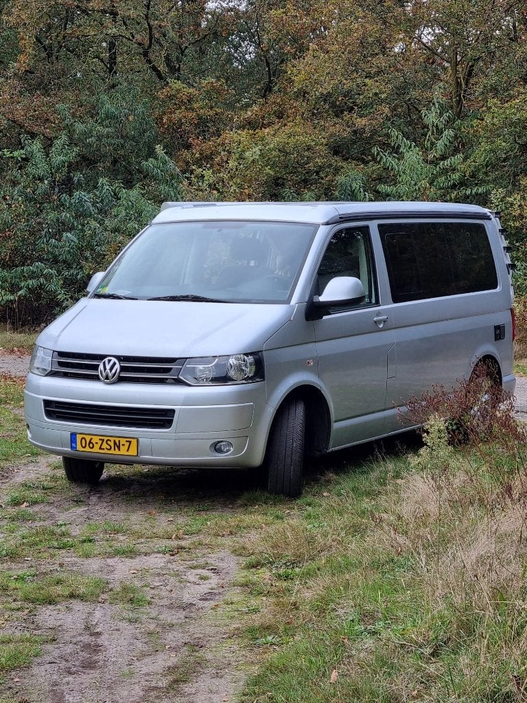 Volkswagen California 2.0 TDI 103KW (140PK) 2012 Grijs, Auto's, Volkswagen, Euro 5, Stof, Overige modellen, 241 €/maand