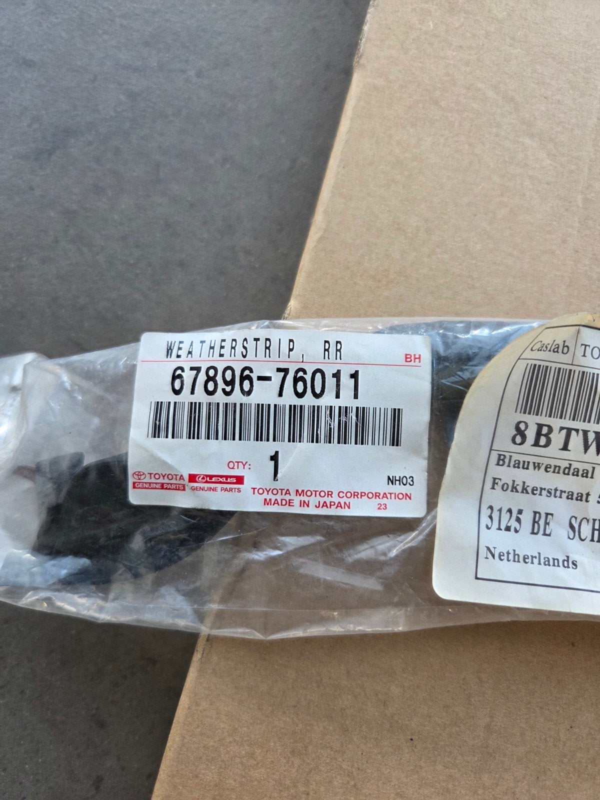 Nieuw origineel Toyota/Lexus deurrubber 67896-76011 CT200h, Ophalen of Verzenden