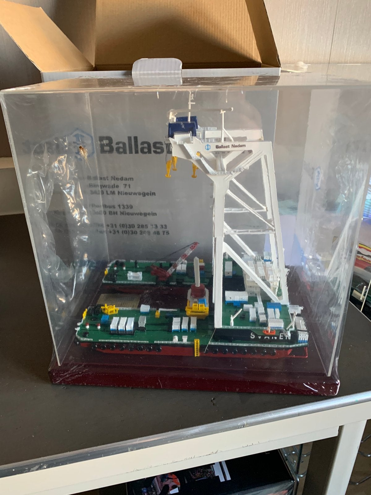 Ballast Nedam, WSI collectibles “Svanen”, Ophalen, Zo goed als nieuw, Schaalmodel