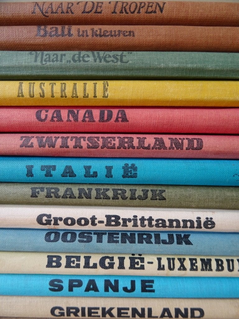 Vintage serie plaatjesalbums Douwe Egberts Landen 1949-1965, Boeken, Prentenboeken en Plaatjesalbums, Ophalen of Verzenden, Gelezen