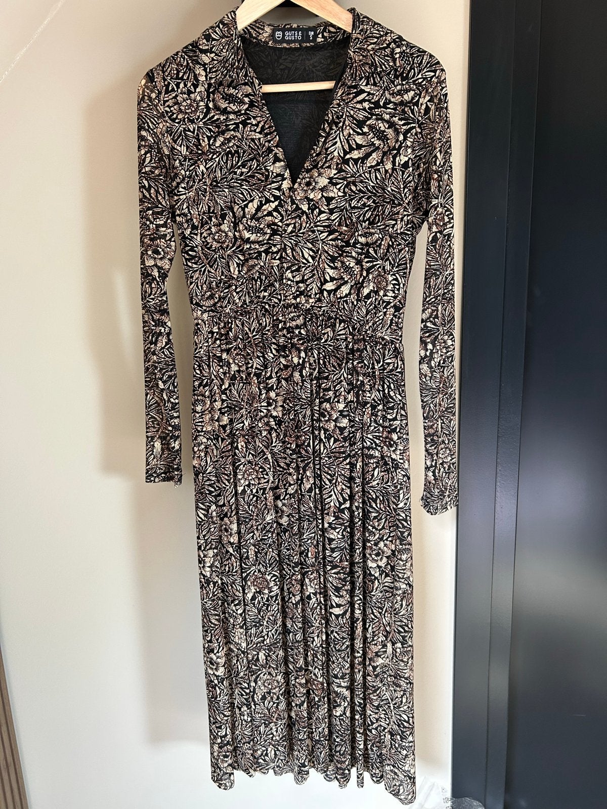 Guts & Gusto maxi jurk maat S met bloemenprint, Kleding | Dames, Jurken, Zwart, Ophalen of Verzenden, Zo goed als nieuw, Maat 36 (S)