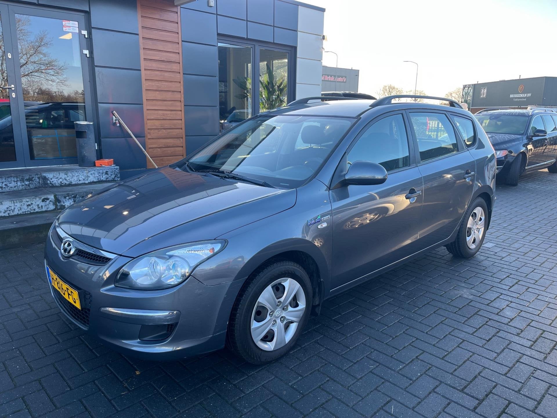 Hyundai I30 CW 1.6 CRDi Dynamic station 2010 Airco, Auto's, Voorwielaandrijving, Stof, Gebruikt, Zwart