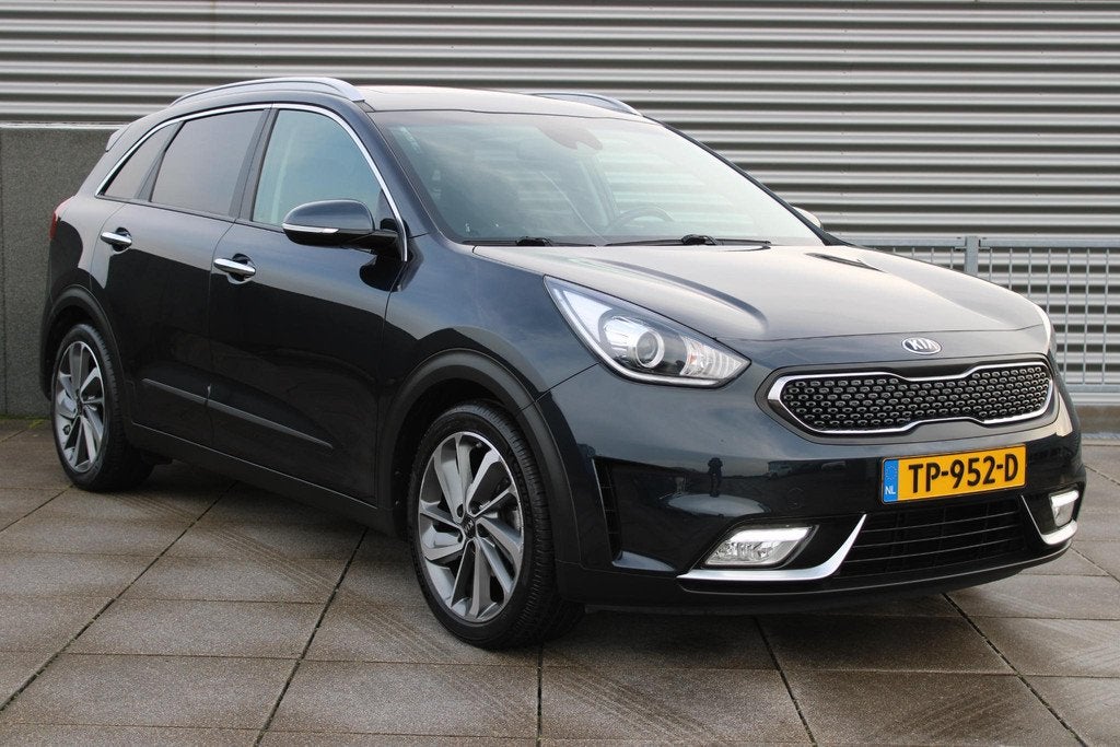 Kia Niro 1.6 GDi Hybrid Design Edition Navigatie / Camera /, Gebruikt, Euro 6, 2 kWh, Blauw