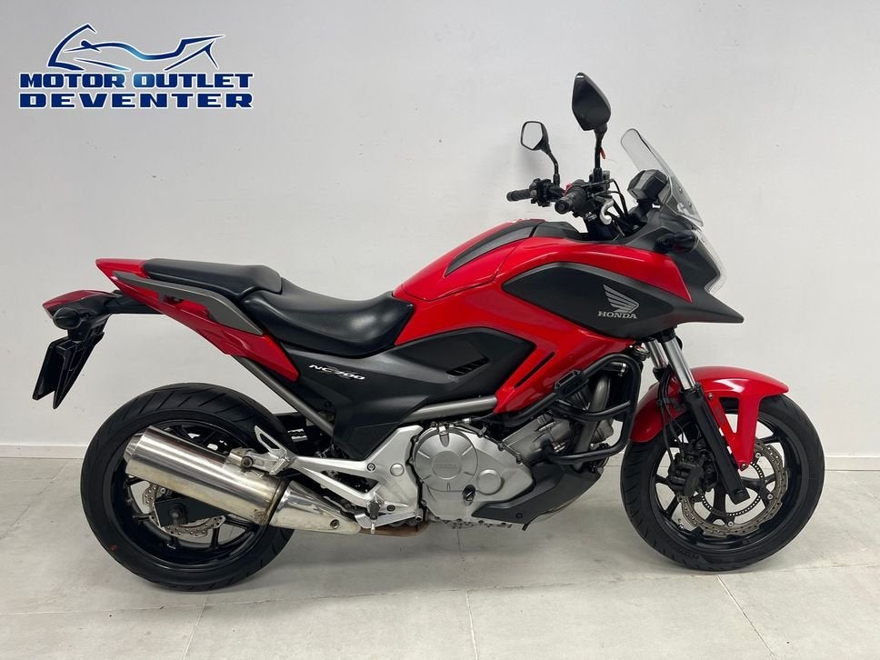 HONDA NC 700 X DCT C-ABS (bj 2013) NC700X 35kW A2 geschikt, Motoren, 2 cilinders, HONDA, Motorrijbewijs A, Bedrijf