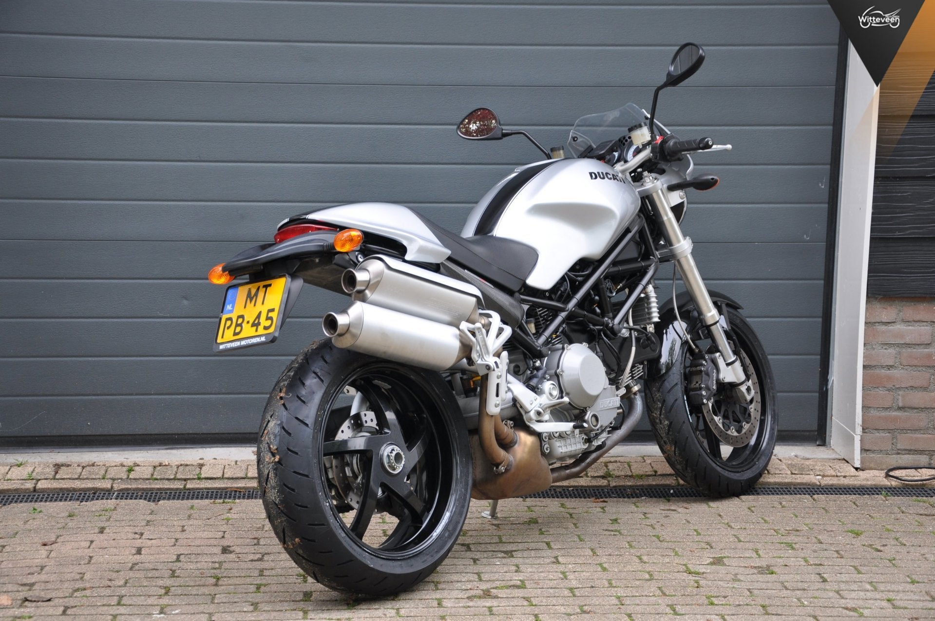 Ducati Monster S2R 1000 9500 kilometers!, 992 cc, Bedrijf, Meer dan 35 kW, Info@witteveenmotoren.nl
