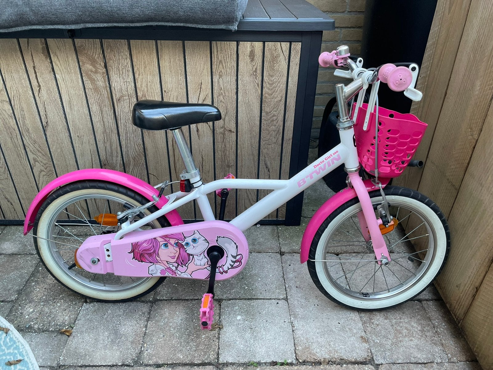 Btwin 500 Docto 16 inch meisjes fiets, Fietsen en Brommers, Fietsen | Meisjes, Ophalen, Zo goed als nieuw, 16 inch