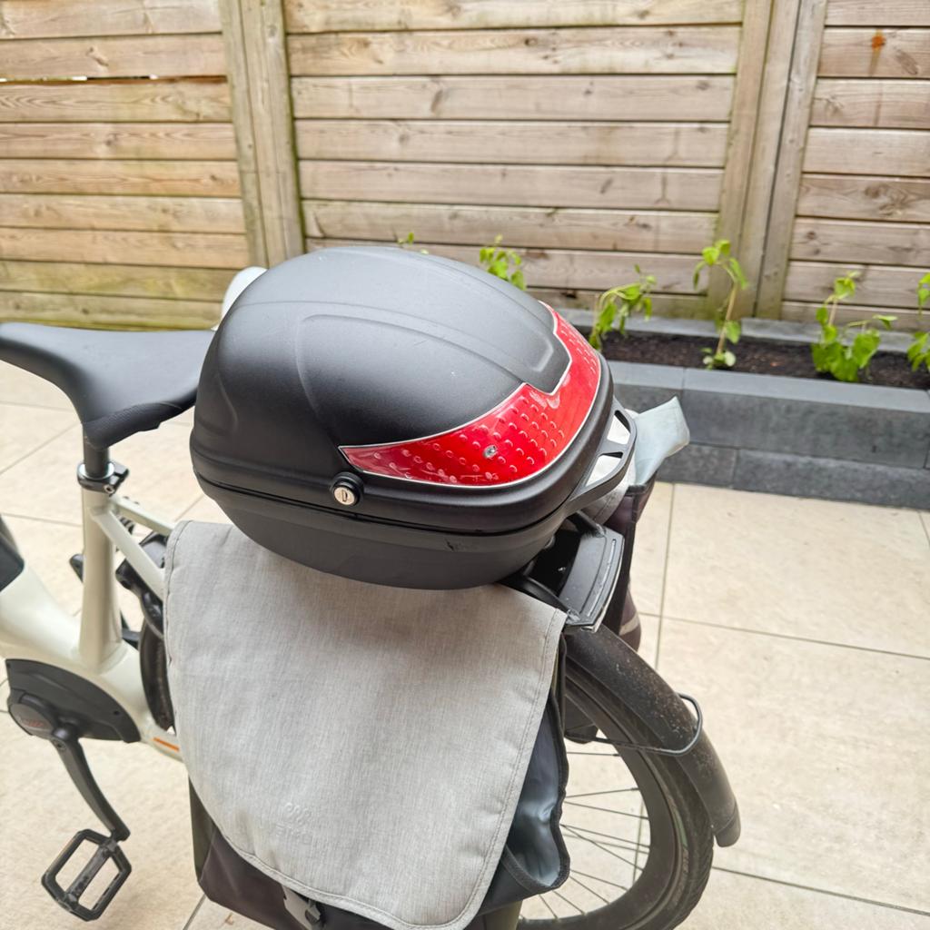 Scooter topkoffer/bagagebox met 2 sleutels, Ophalen of Verzenden, Gebruikt