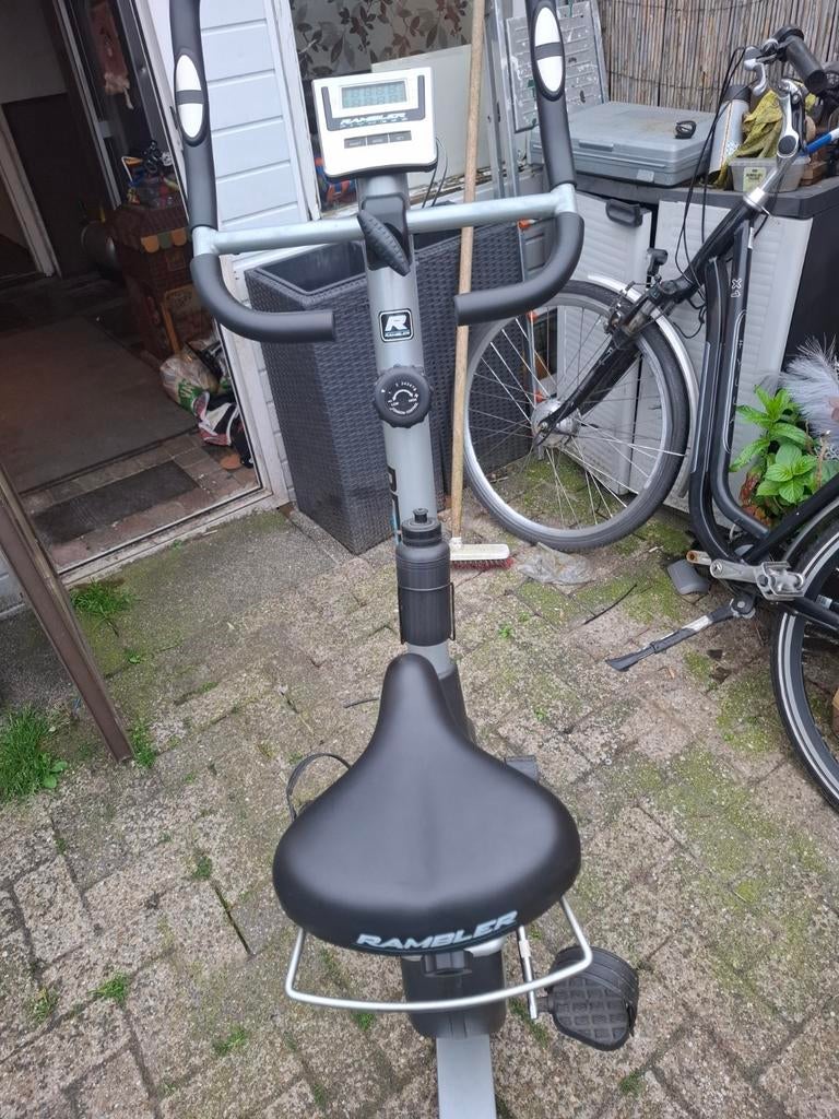 Hometrainer met hartslagmeter, Ophalen, Hometrainer