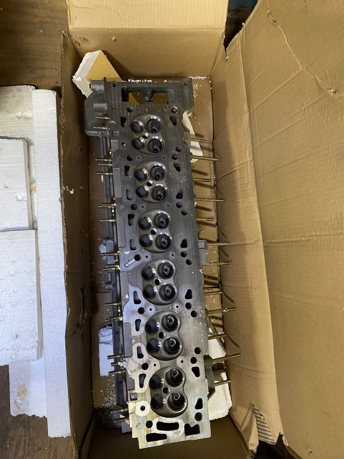 C30SE cilinderkop nieuw OPEL 24V, Ophalen, Nieuw, Opel