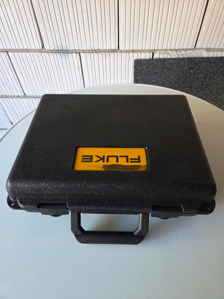 Fluke 1587/I400 FC True-RMS isolatie multimeter in koffer, Doe-het-zelf en Verbouw, Meetapparatuur, Ophalen of Verzenden, Multimeter