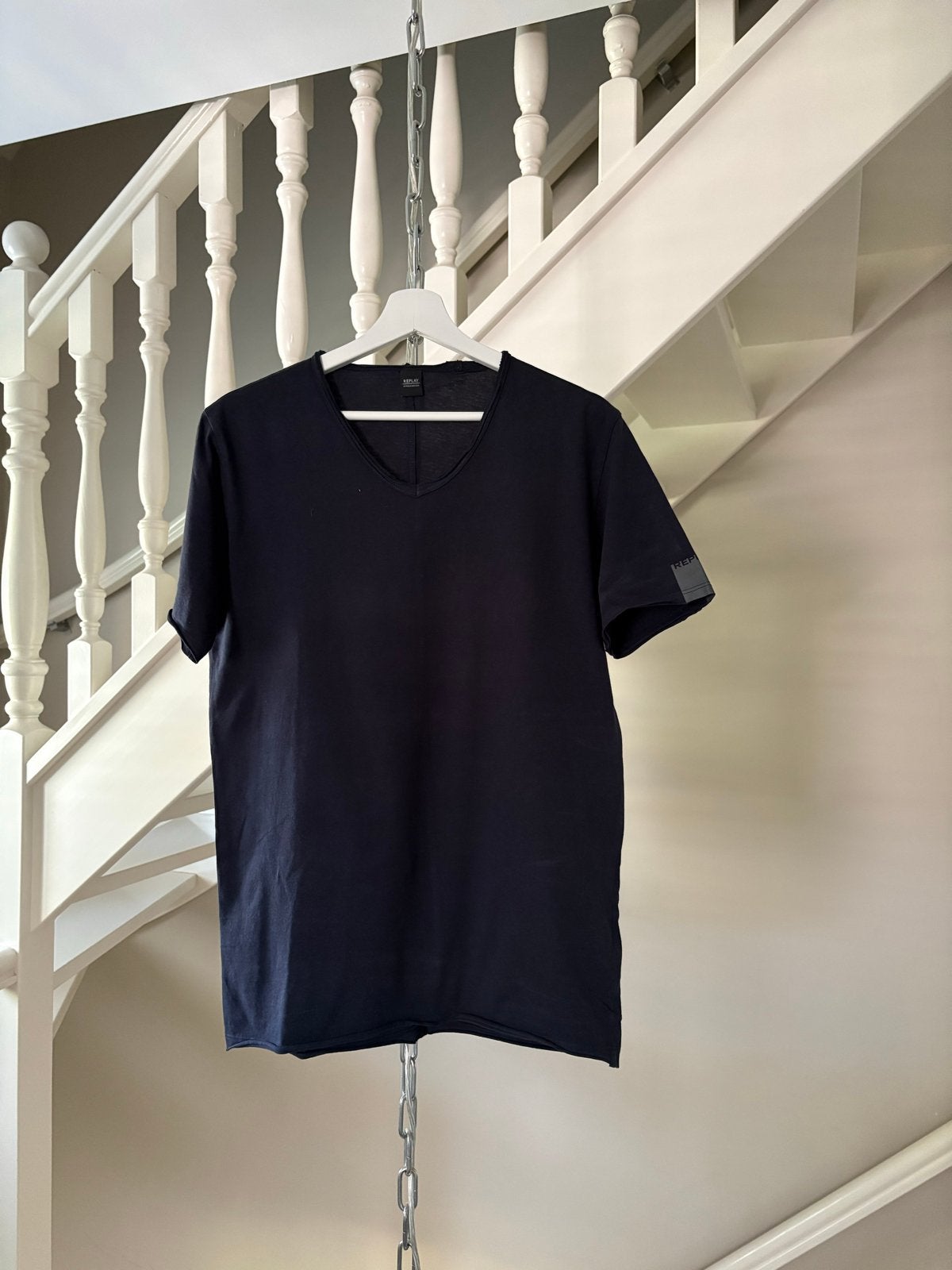 Stijlvol donkerblauw T-shirt V-hals Replay - 2 stuks maat L, Ophalen of Verzenden, Zo goed als nieuw, Overige maten, Blauw