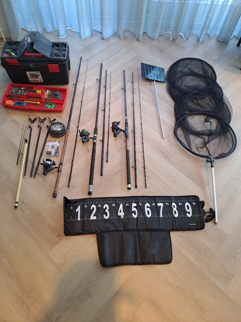 Complete uitrusting voor feedervissen., Watersport en Boten, Hengelsport | Witvissen, Ophalen, Zo goed als nieuw, Overige typen