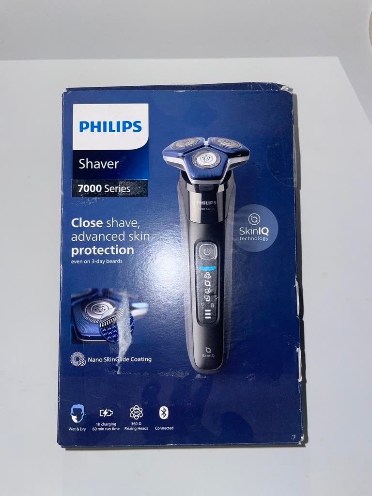 Philips shaver 7000, Ophalen of Verzenden, Nieuw, Gehele gezicht, Verzorging