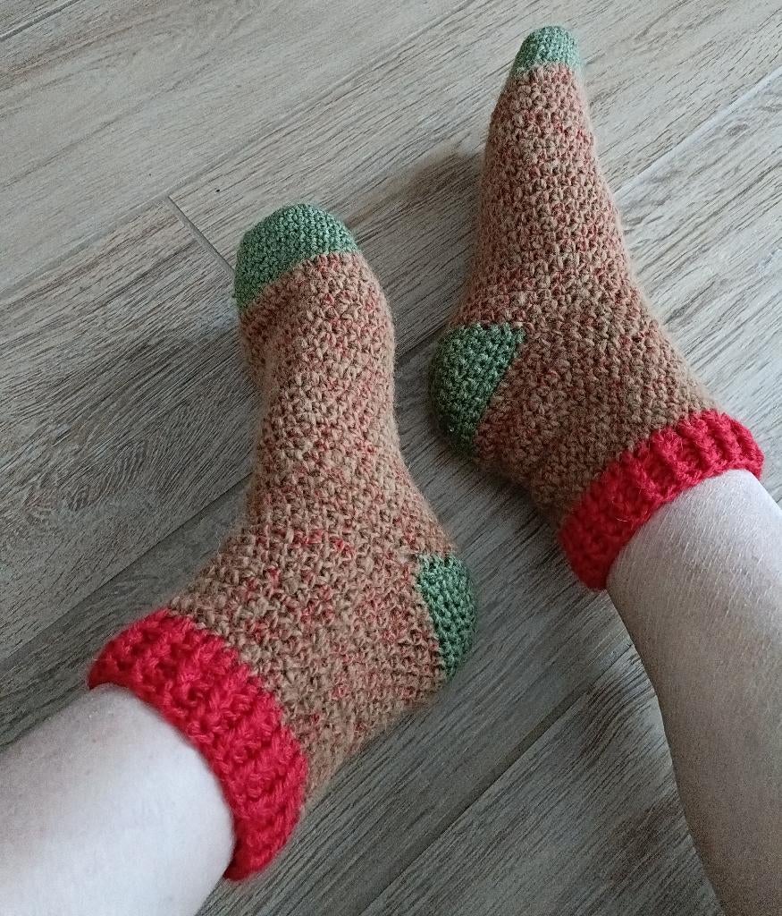 FUNNY ALPACA SOCKS wollen sokken hand gehaakt mt 39 - 41 (10, Ophalen of Verzenden, Nieuw, Haken, Wol of Garen