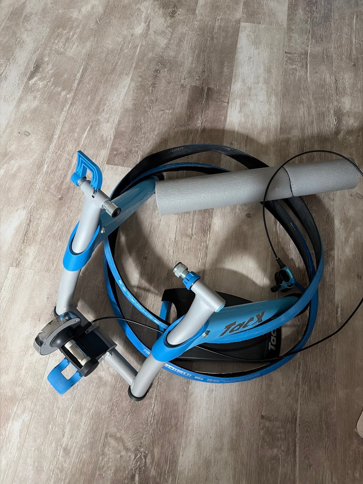 Tacx Rollers fietstrainer met matje en 2 banden, Ophalen of Verzenden, Gebruikt, Overige typen
