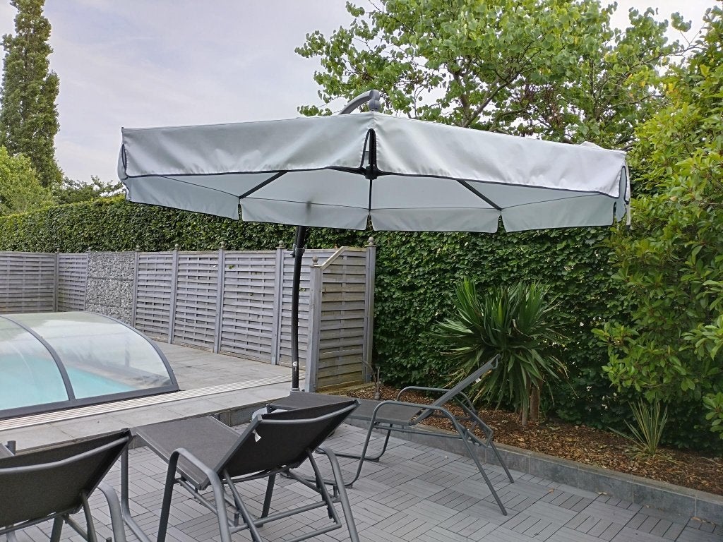 Sungarden Zweefparasol met voet, Ophalen, Kantelbaar, 3 tot 4 meter, Zweefparasol