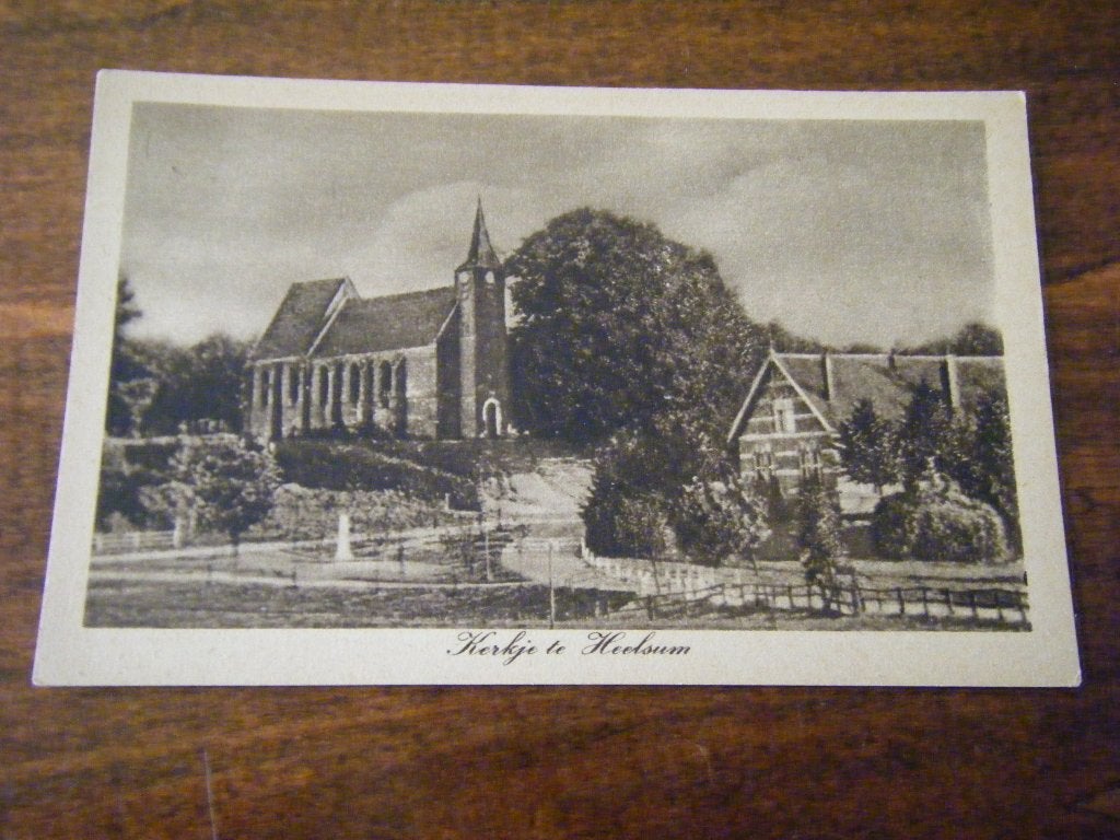 Y40 - Heelsum - Kerkje - Mooi/Oud, Ophalen of Verzenden, 1940 tot 1960, Gelderland