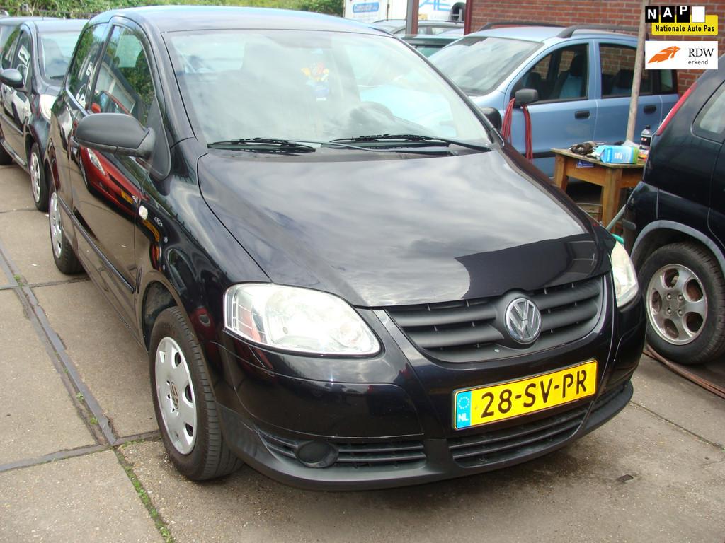 Volkswagen Fox 1.2 Trendline st bekr elek pak nap apk, Auto's, Volkswagen, Voorwielaandrijving, Airbags, 4 stoelen, 1198 cc