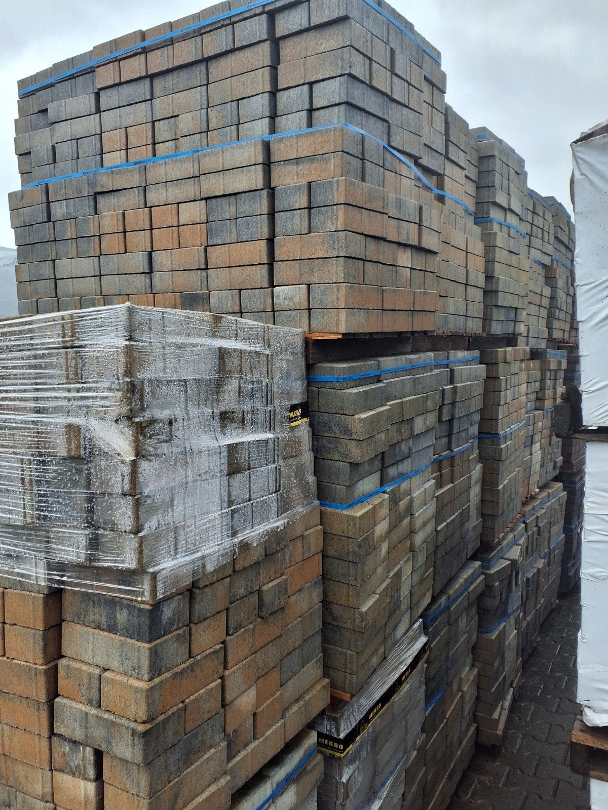 Grote partij Musselkalk betonklinkers - 6cm - 190m², Ophalen of Verzenden, Nieuw, Beton, Klinkers