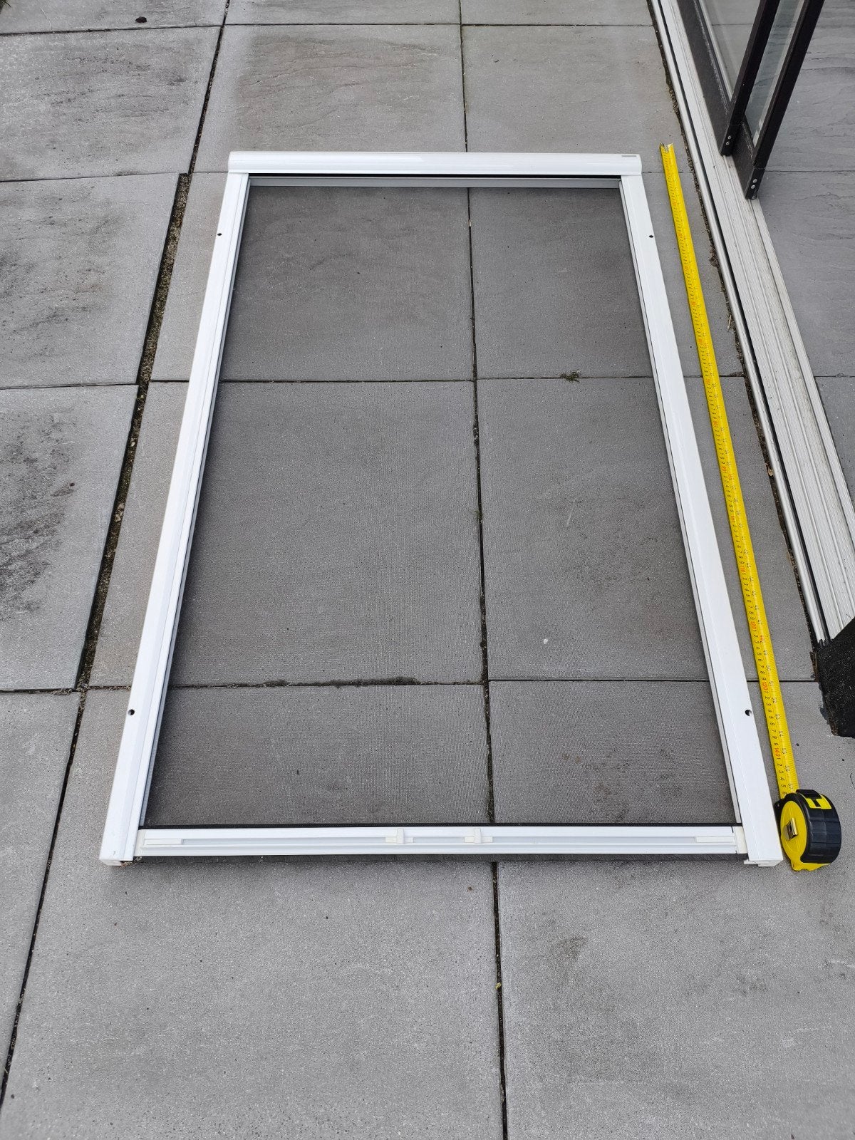 2 rolhorren voor naar buiten draaiende ramen, Raamkozijn, Aluminium, Zo goed als nieuw, 75 tot 150 cm