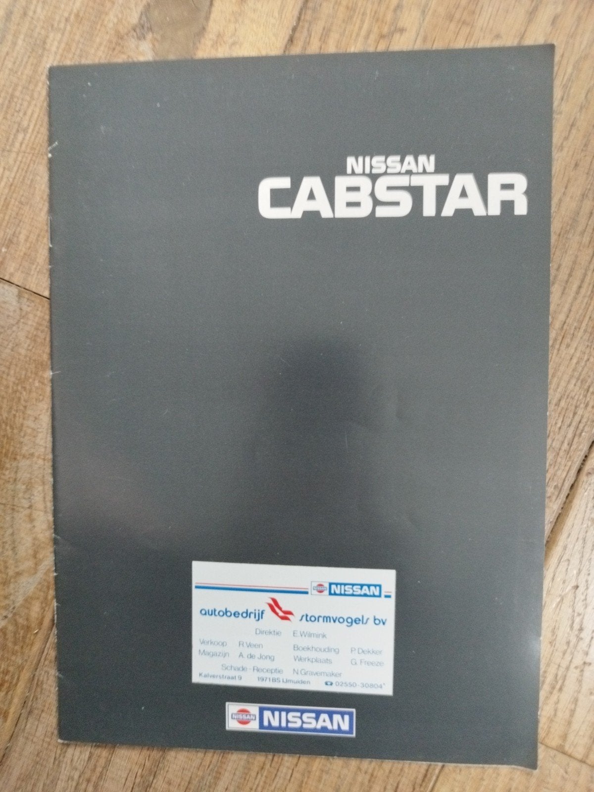 Nissan Cabstar folder 1989 - 12 pagina's - Drukcode 809851, Ophalen of Verzenden, Zo goed als nieuw, Nissan, NISSAN