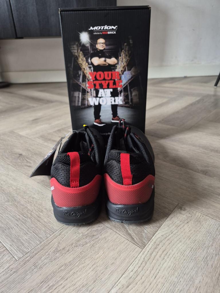 Redbrick Motion Fuse S3 Veiligheidsschoenen Maat 43 Nieuw, Kleding | Heren, Schoenen, Redbrick, Zwart, Nieuw, Ophalen of Verzenden
