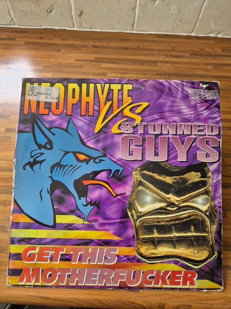 Neophyte vs Stunned Guys - Get This Motherfucker (Vinyl), Gebruikt, 1990 - 1999, Overige genres, Ophalen of Verzenden