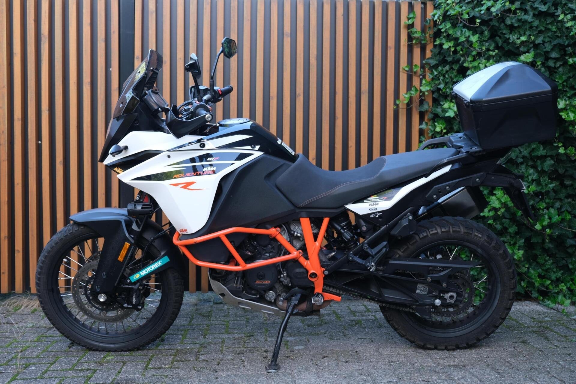 KTM 1090 Adventure R ABS|Rijklaar!|Topkoffer|Volledige Onder, KTM, Bedrijf, 1050 cc, Meer dan 35 kW