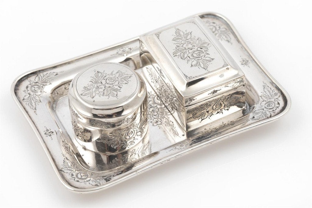Nederlands zilveren miniatuur Koektrommelset op blaadje, Antiek en Kunst, Ophalen of Verzenden, Zilver