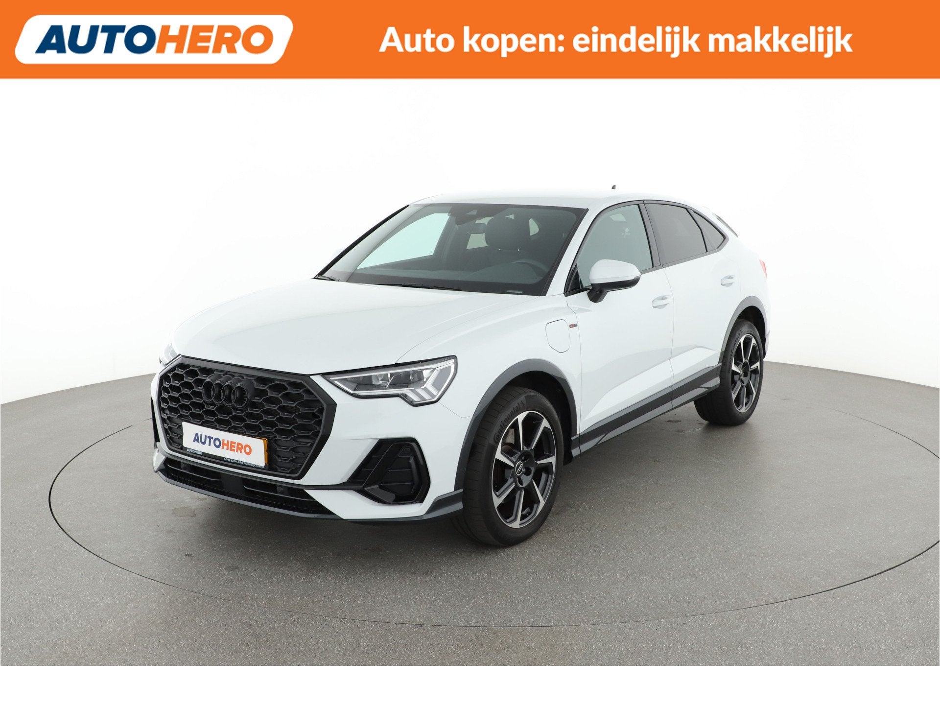 Audi Q3 Sportback 45 TFSI e S Edition |PB86555| (bj 2021), Auto's, Audi, Gebruikt, Met garantie (alle), Leder en Stof, Wit