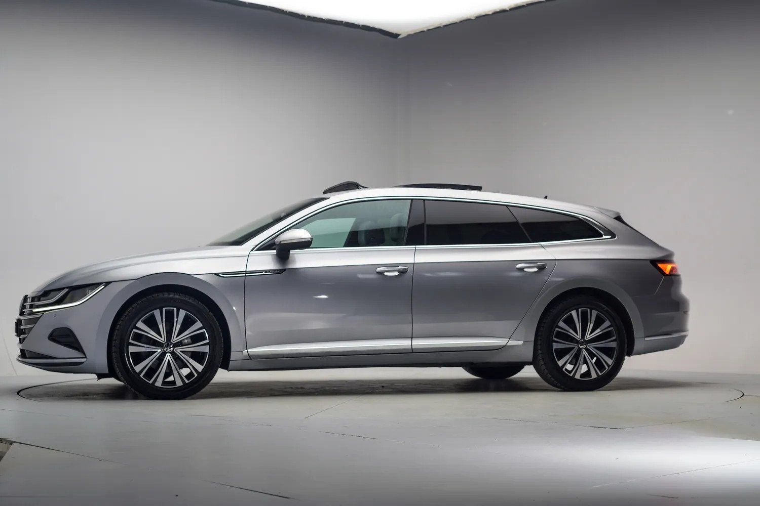 Volkswagen Arteon Shooting Brake 1.4 TSI eHybrid Elegance Au, Automaat, Arteon, Gebruikt, Hybride Elektrisch/Benzine