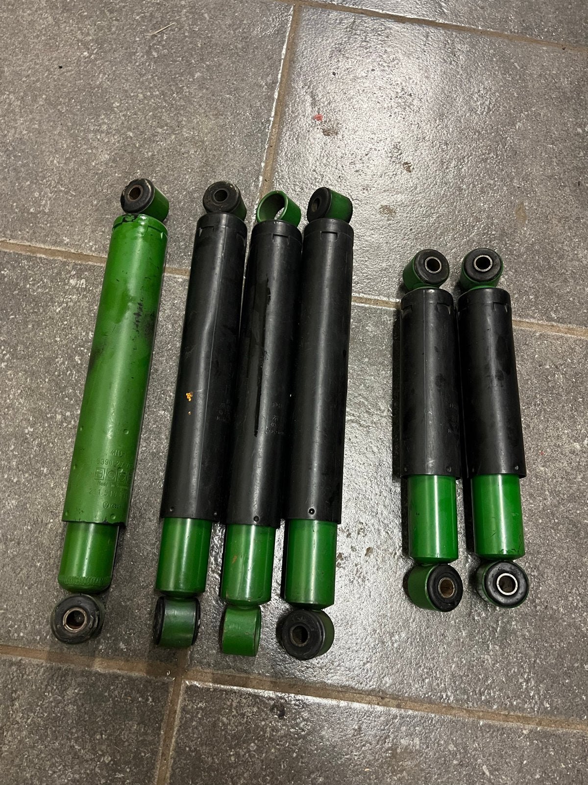 Schokdempers voor VW kever……(6 stuks), Auto-onderdelen, Ophalen, Gebruikt, Universele onderdelen